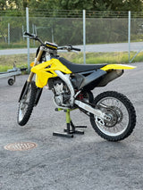 SUZUKI RMZ 250